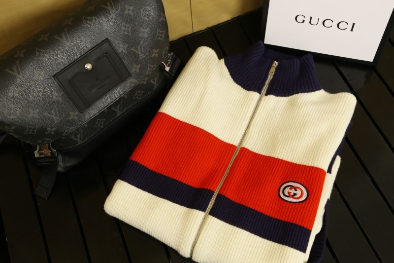 Gucci Sweaters